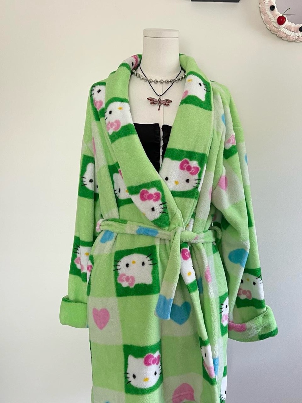 vintage 2007 Sanrio Hello Kitty Green Plush Robe - Picture 6 of 8